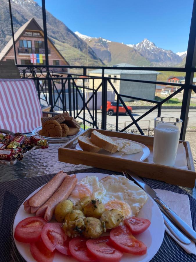 Hotel Elegant Kazbegi Εξωτερικό φωτογραφία